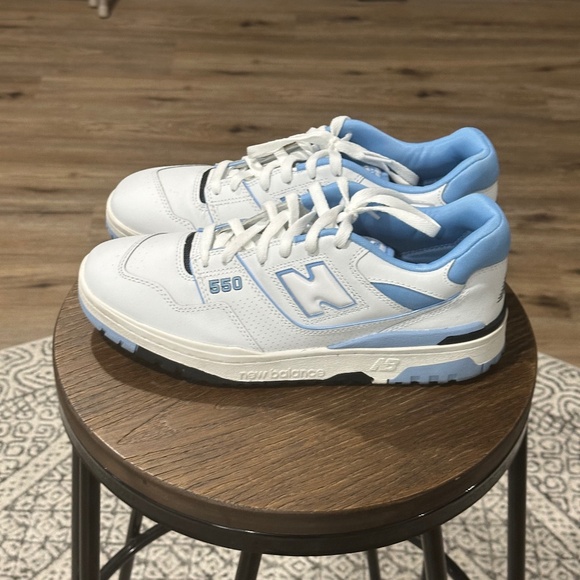 New Balance 550 - Picture 1 of 3